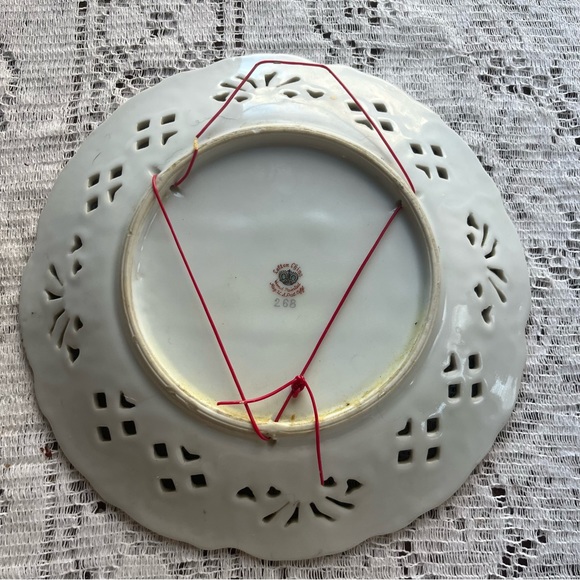 Vintage Collectible Lefton China Reticulated Hand Painted Pear Fruit Plate - Picture 2 of 3